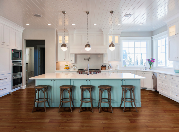 Best Flooring for a Warm Kitchen is Hardwood